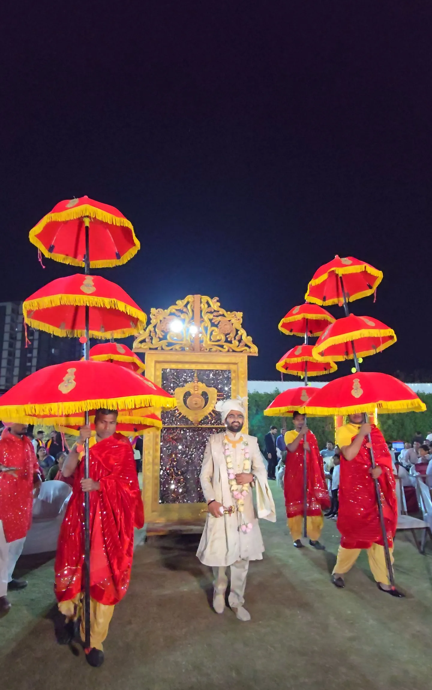 Bride & Groom Entry — bride-theme-18