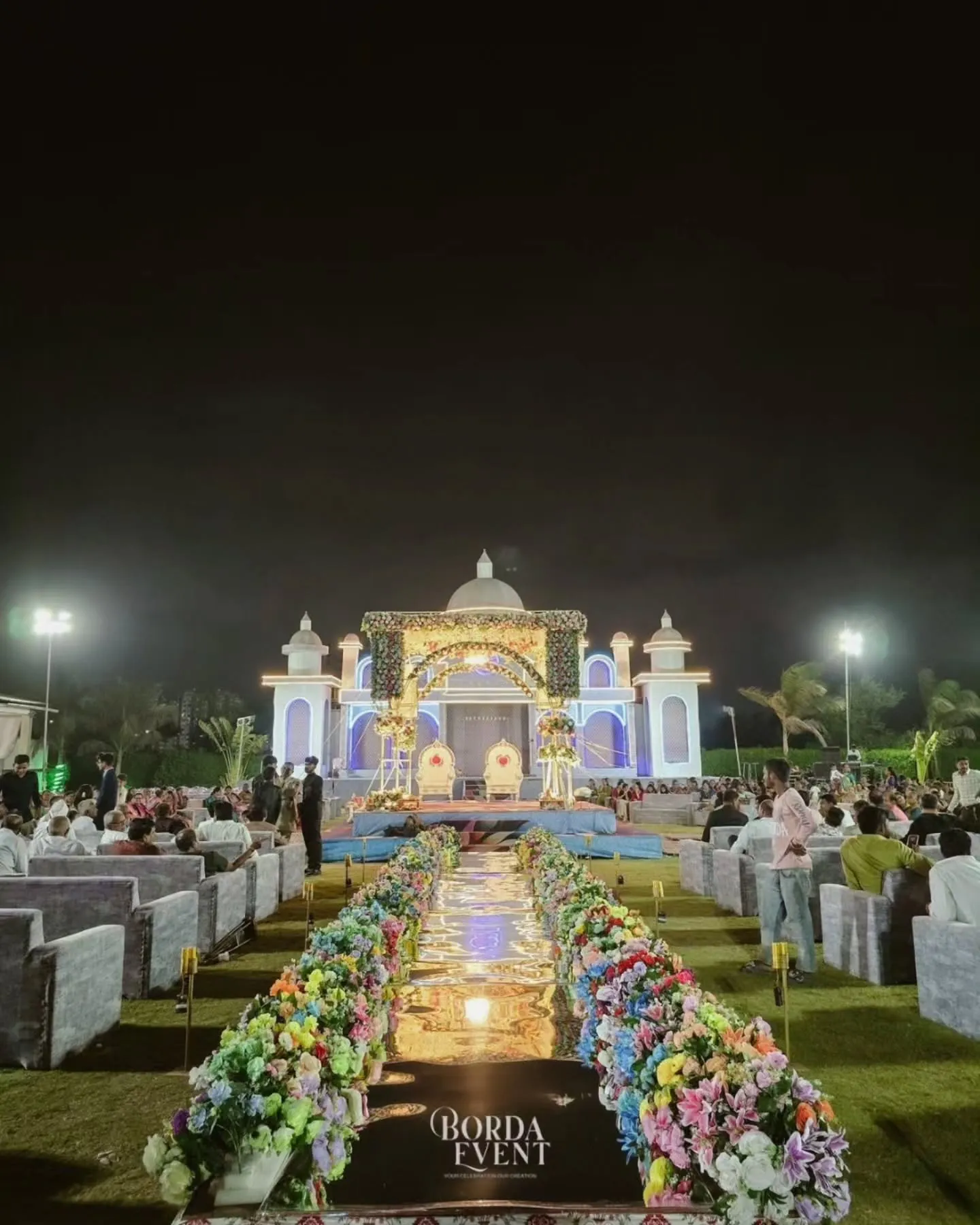 Bride & Groom Entry — bride-theme-23