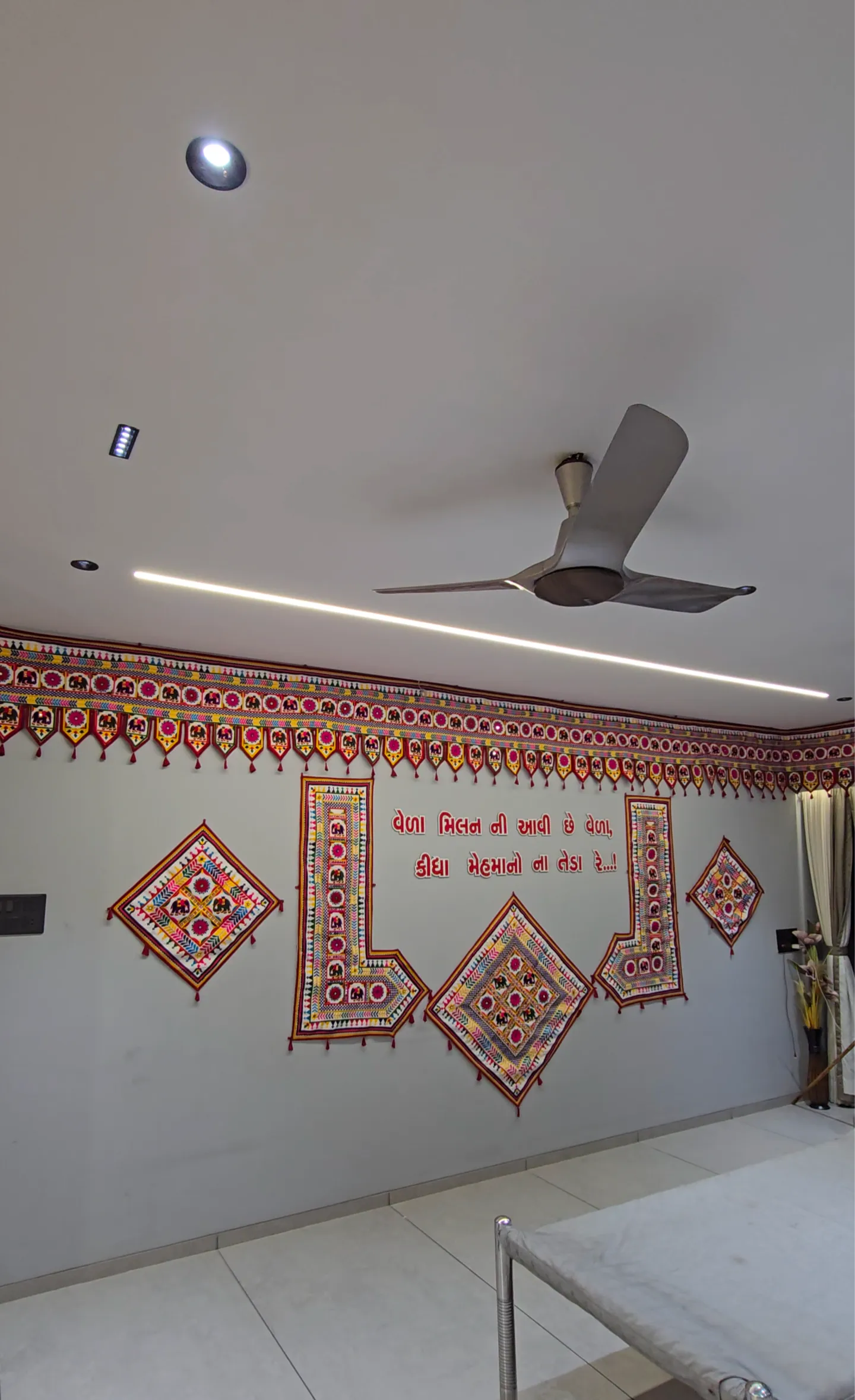 Home and Vastu — home-theme-12